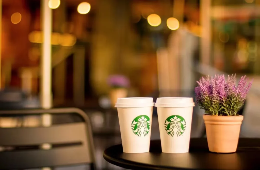 Kenapa Perbedaan Ukuran Gelas di Starbucks Penting
